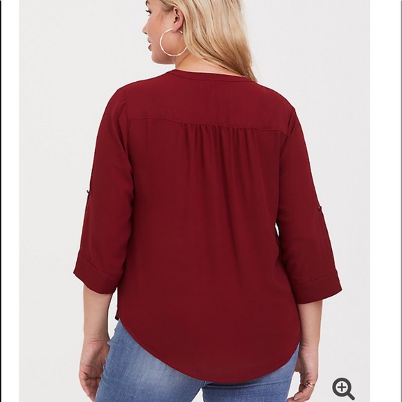 ❌SOLD❌ HARPER - RED GEORGETTE BUTTON FRONT BLOUSE - Picture 2 of 6